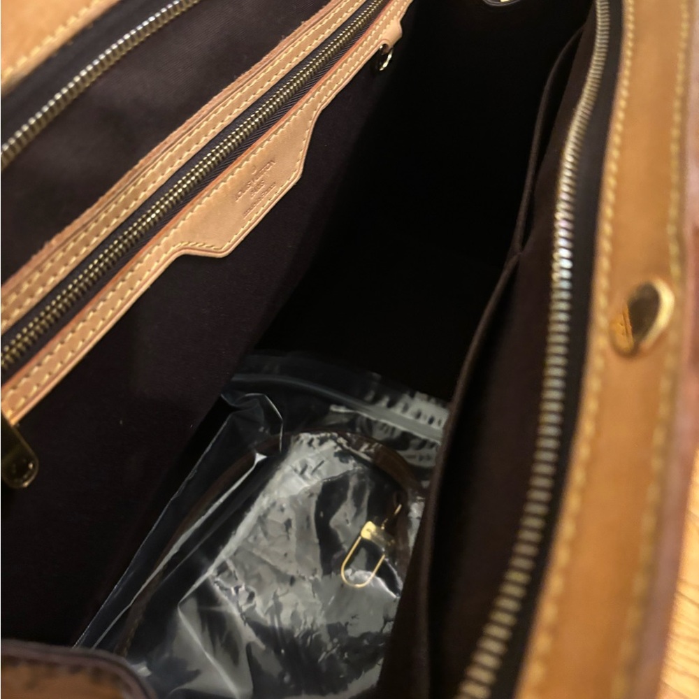 🛑SOLD🛑 Louis Vuitton Monogram Vernis GM Tote Bag Amarante - Picture 7 of 14